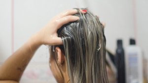 فرمولاسیون و تولید شامپو نرم کننده 